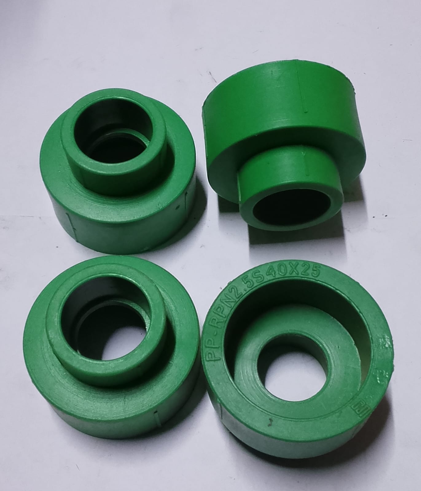PPR REDUSING SOCKET 40*25